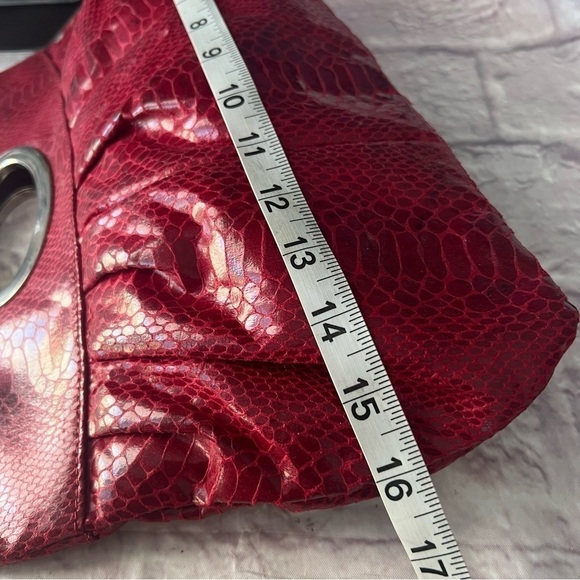 Vintage Express Red Faux Leather Clutch Snake Skin Snap Handle Bag - Picture 5 of 7